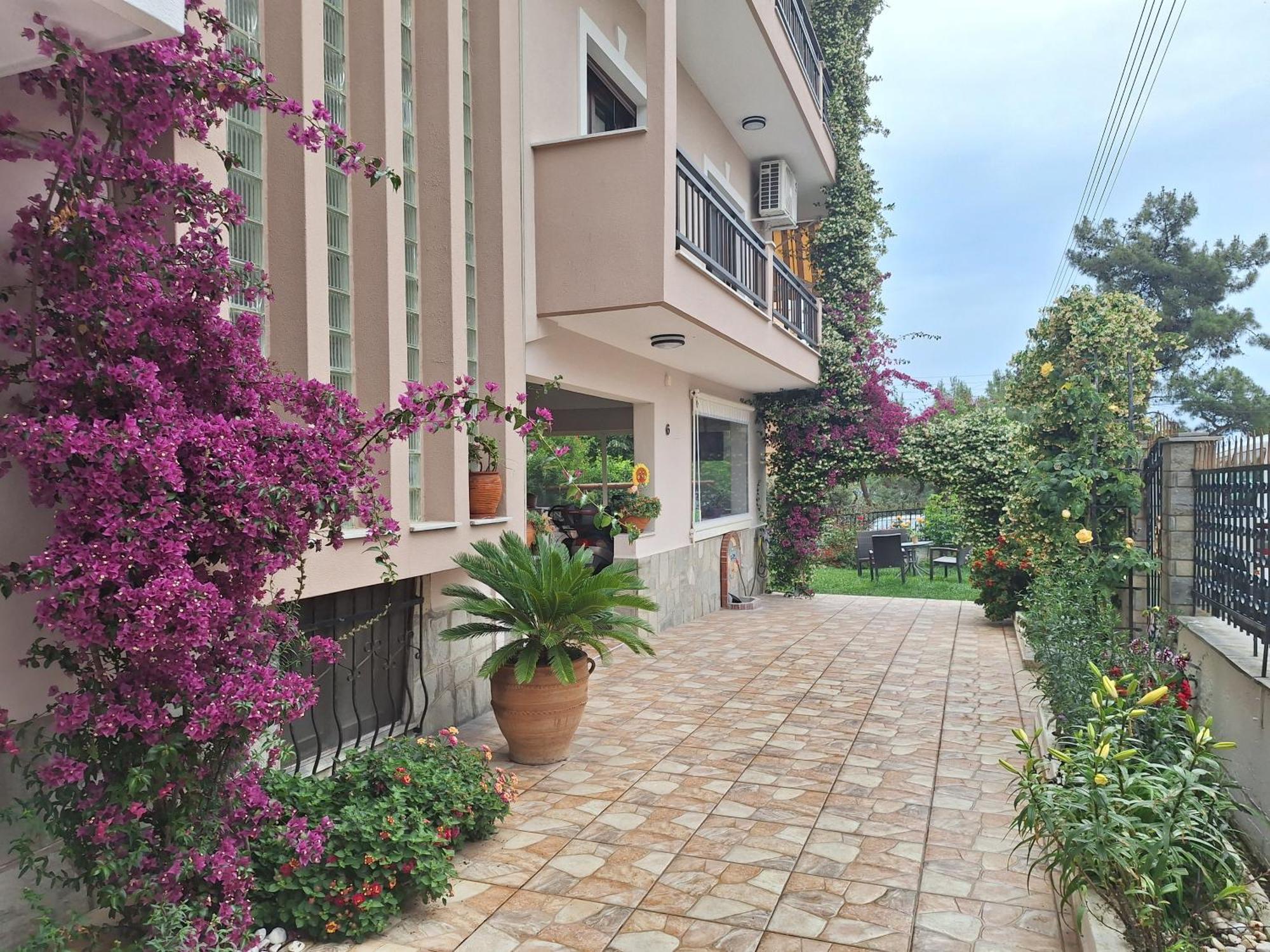 Kouros Studios Kavala Exteriér fotografie